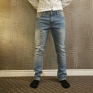 NEW! Men's "Rochester" Light Wash Denim Jeans